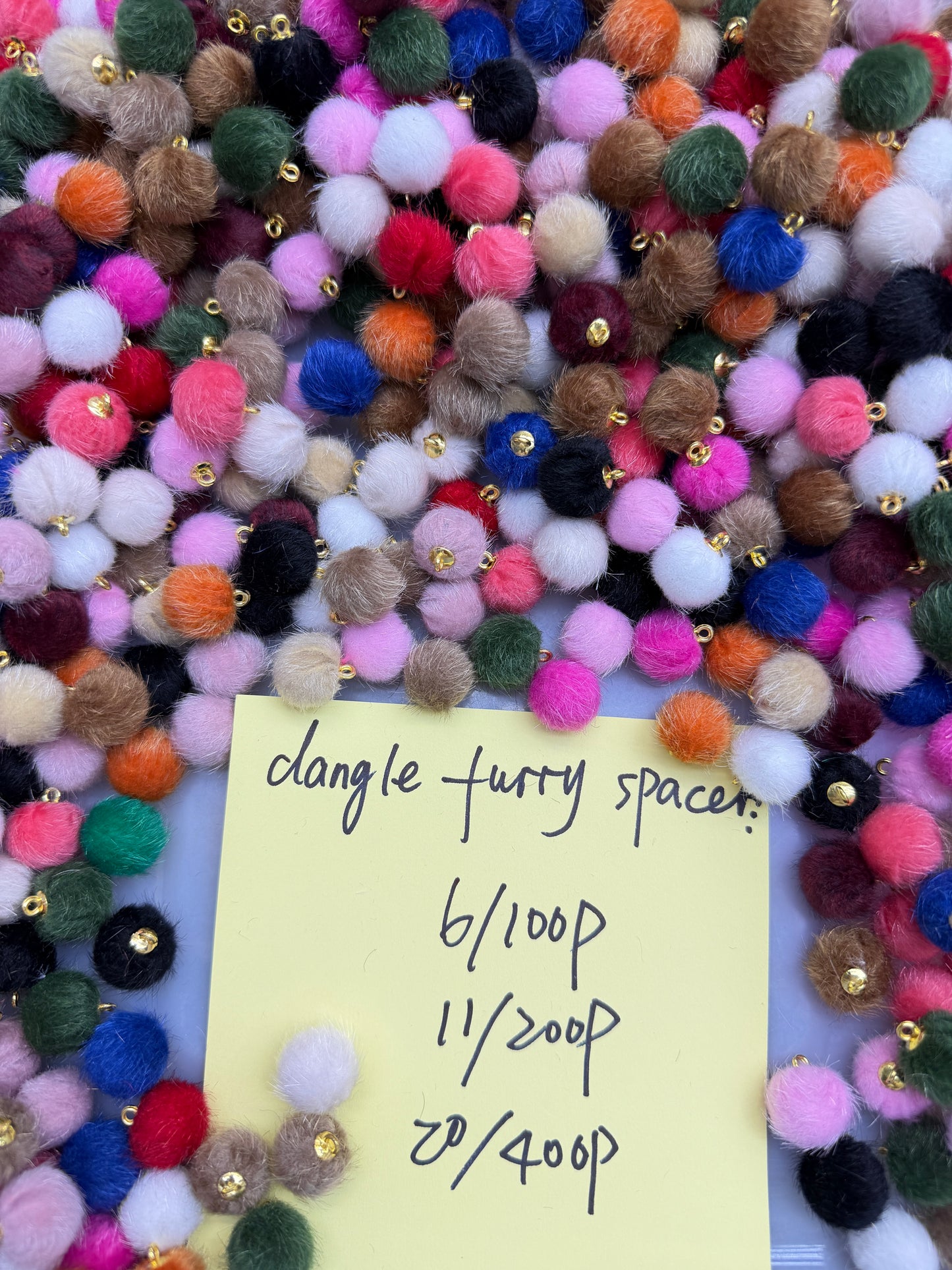 1.15 NEW-dangle furry spacer