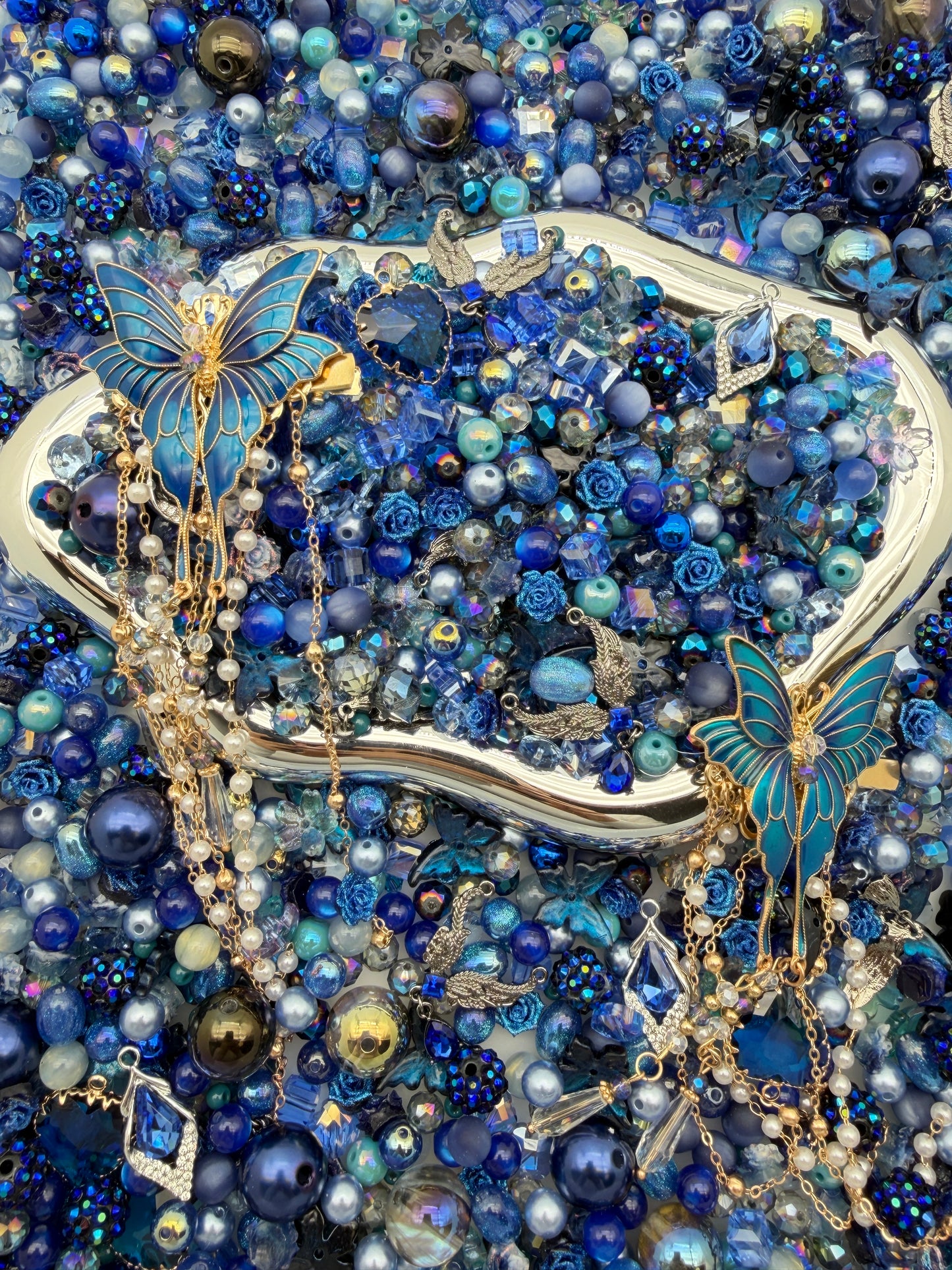 1.16 PHONE CHAIN MIX BEADS