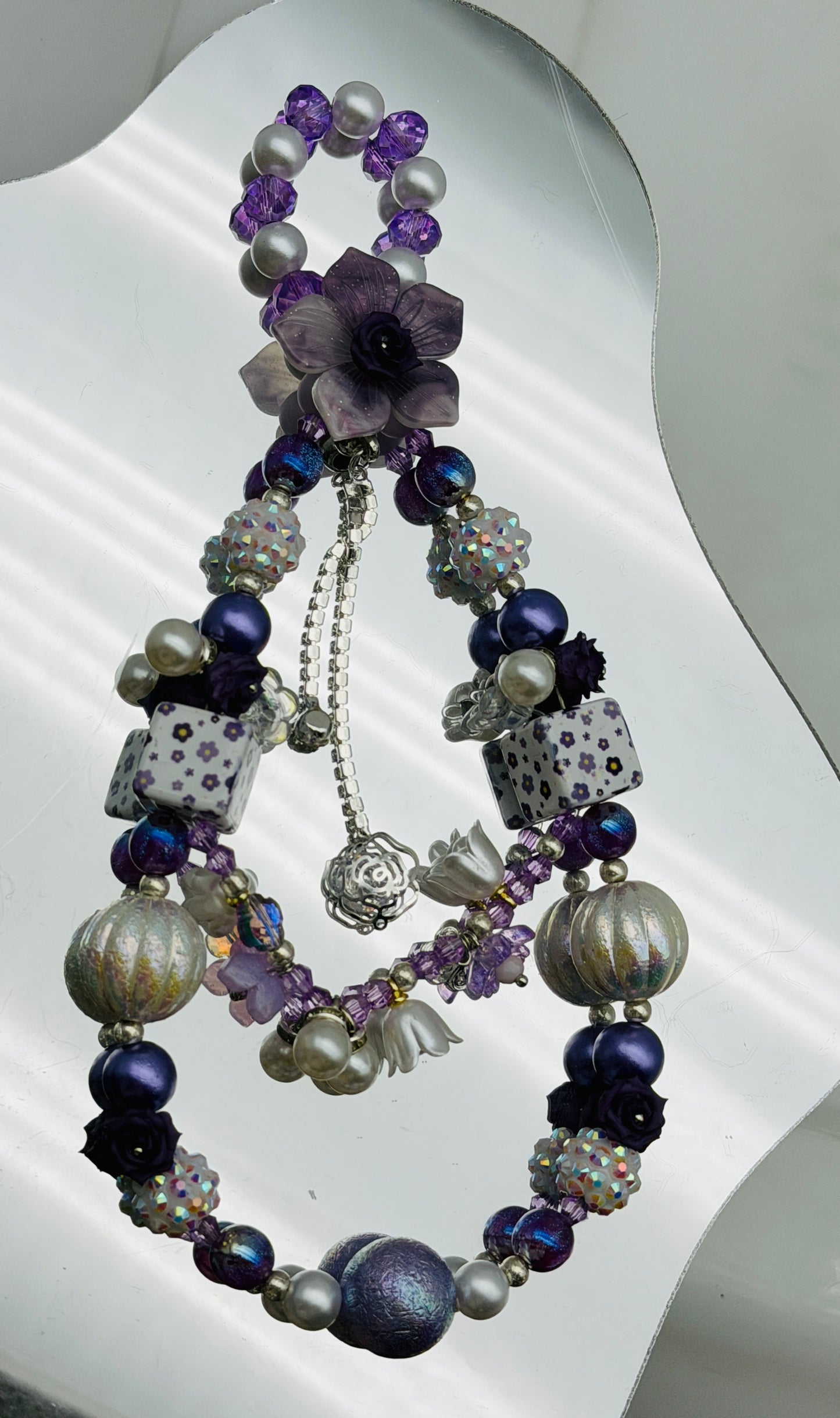 1.17 PHONE CHAIN MIX BEADS