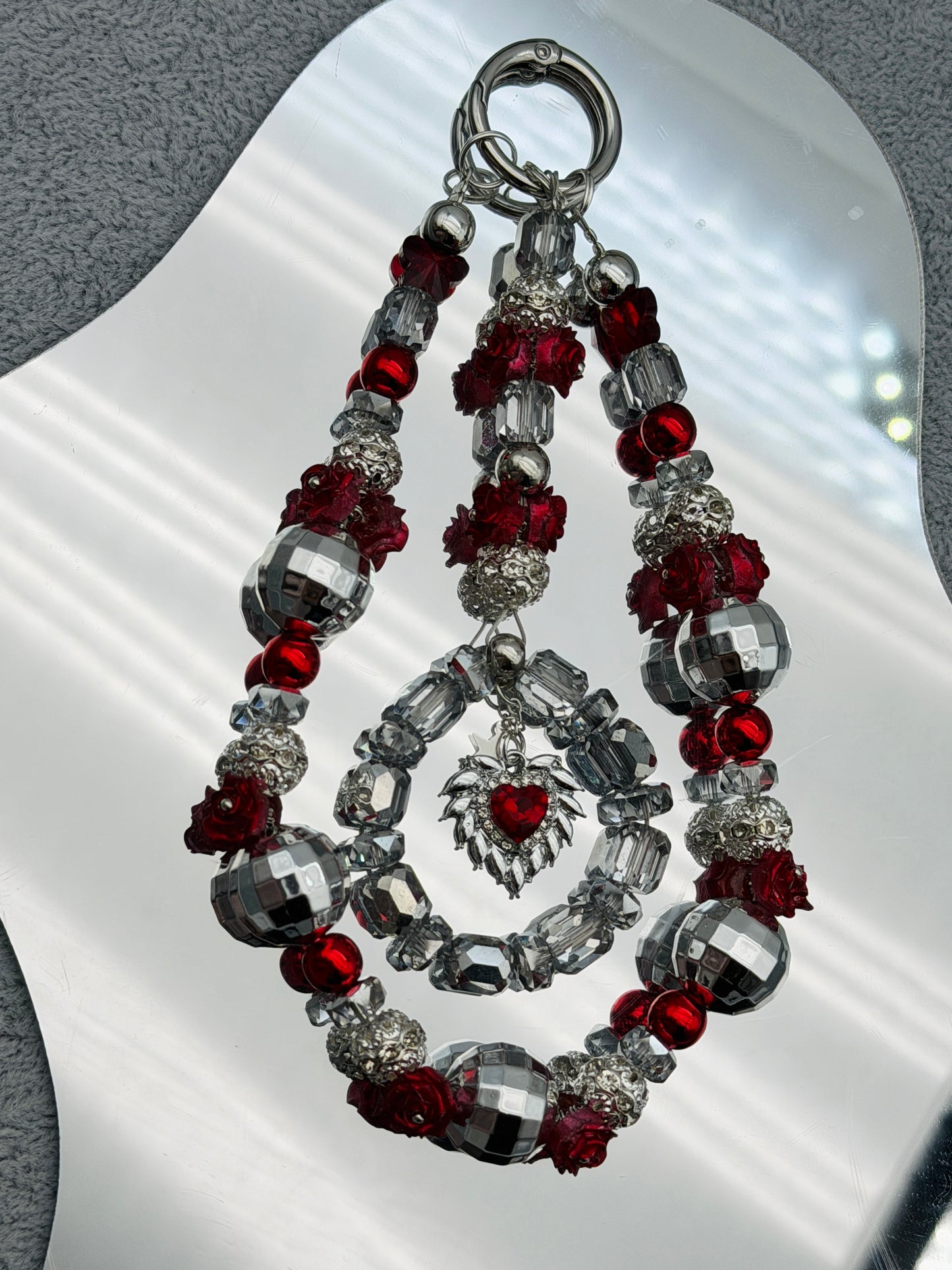 1.24 PHONE CHAIN MIX BEADS:H