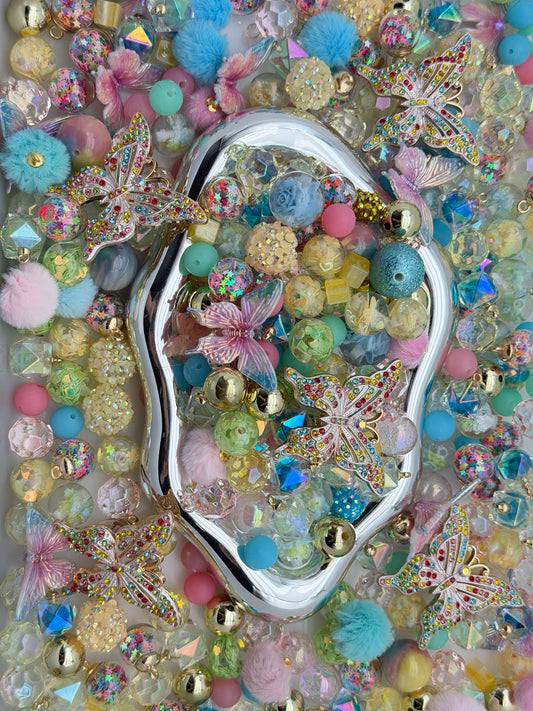 2.8 CAR HANGER MIX BEADS:Q