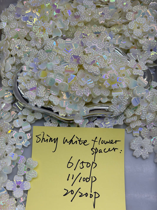 3.15 NEW-shiny white flower spacer