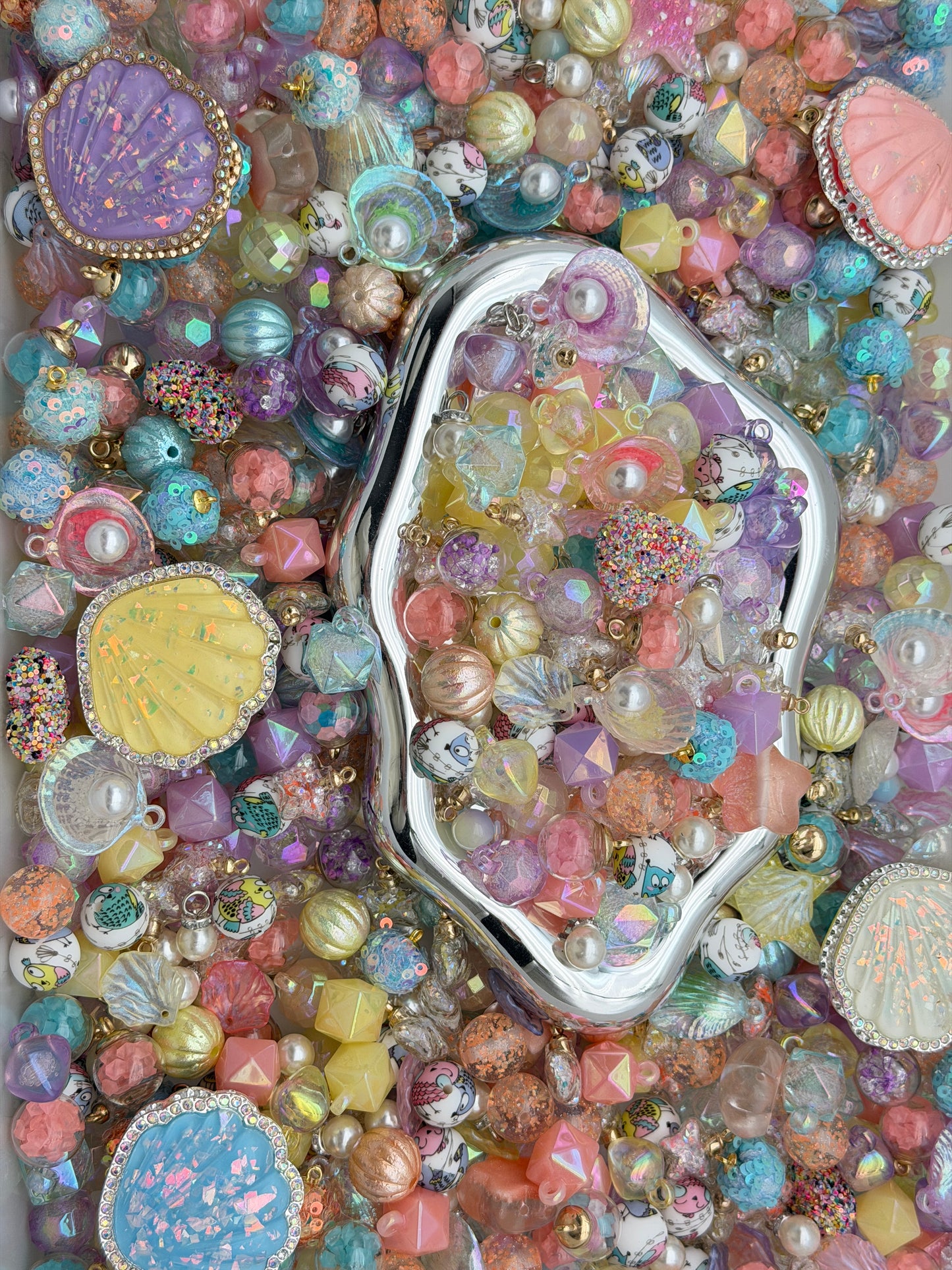 3.21 CAR HANGER MIX BEADS:E3(by the sea side)