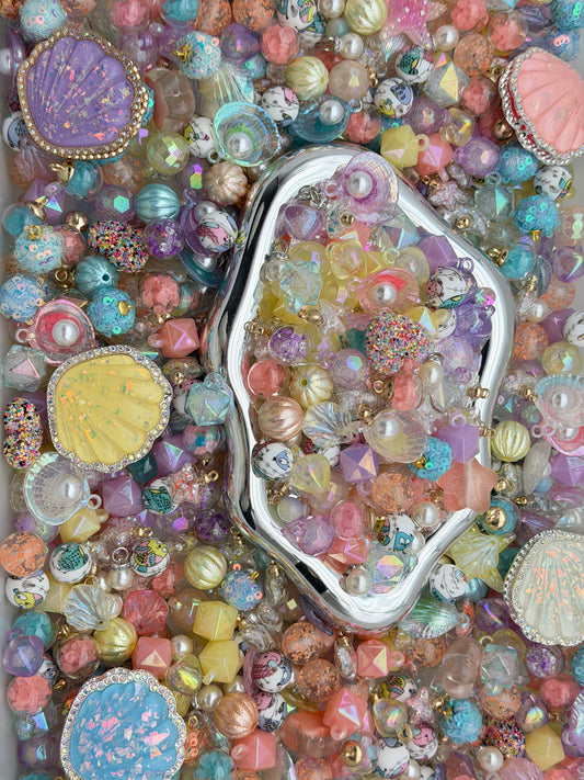 3.21 CAR HANGER MIX BEADS:E3(by the sea side)