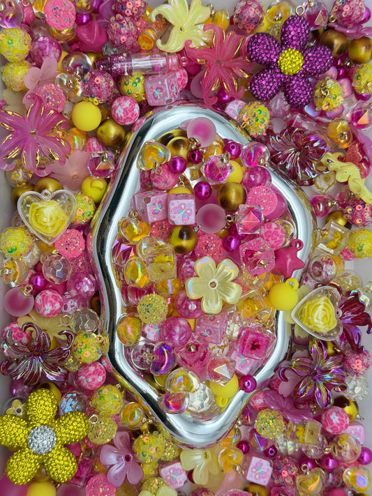 3.29 CAR HANGER MIX BEADS:D3