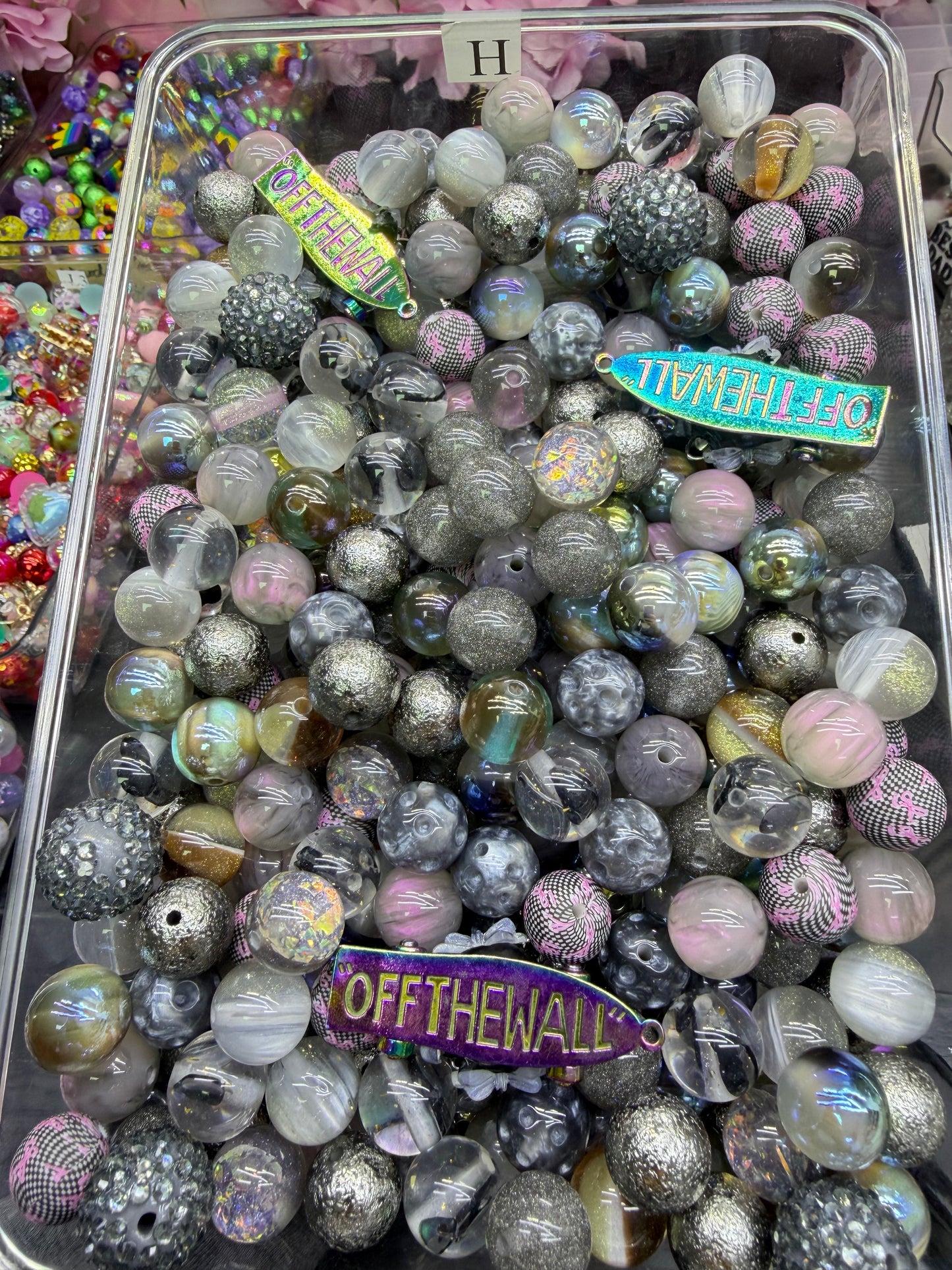 4.8 FANCY MIX BEADS:H(metalic skatepark)