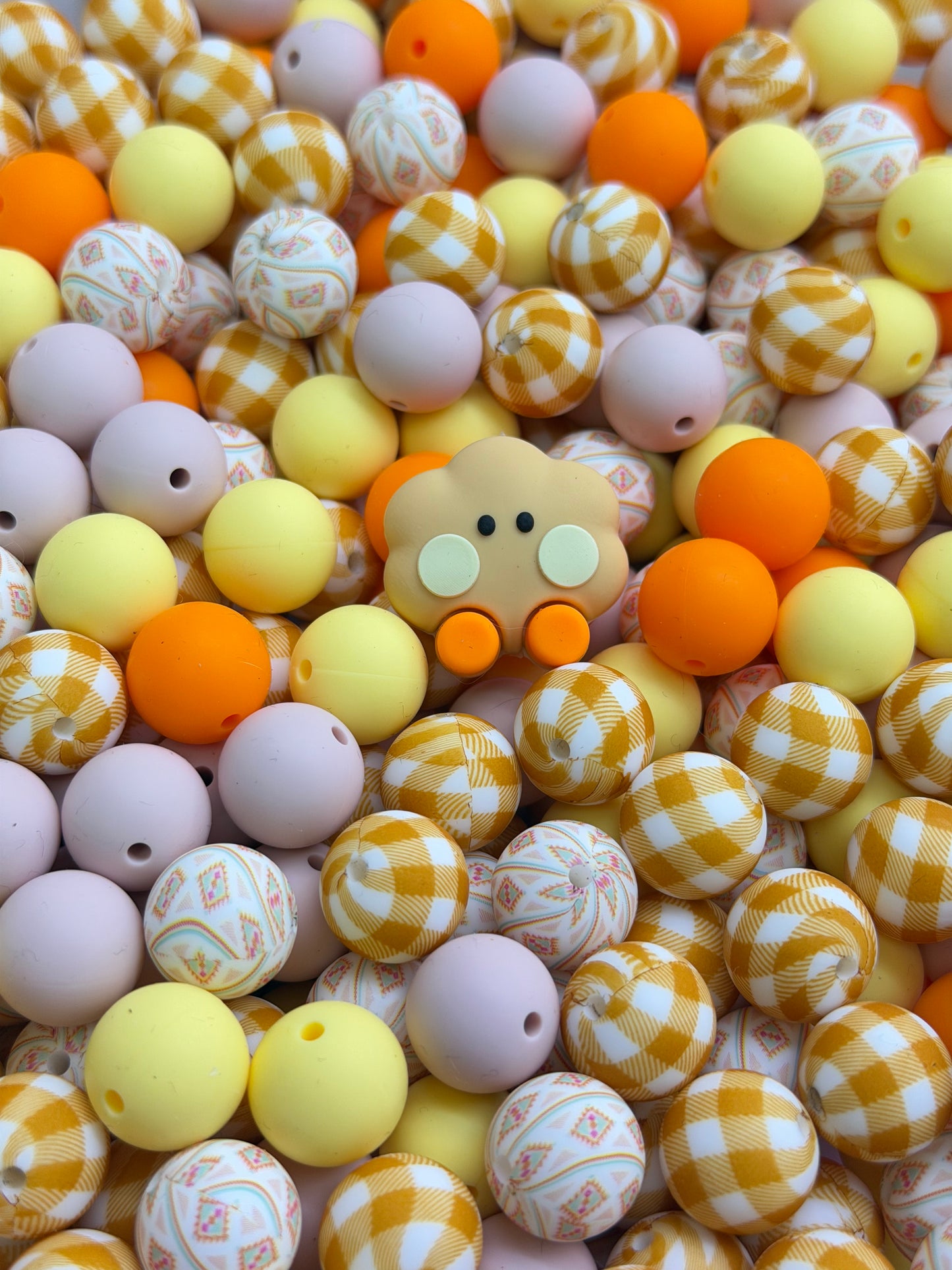4.24 Silicone Mix beads