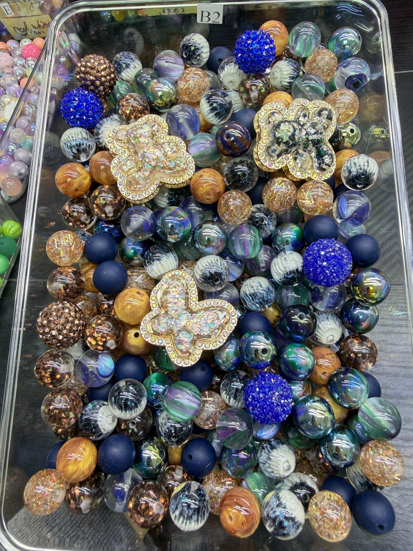 5.2 FANCY MIX BEADS:B2(Golden midnight)