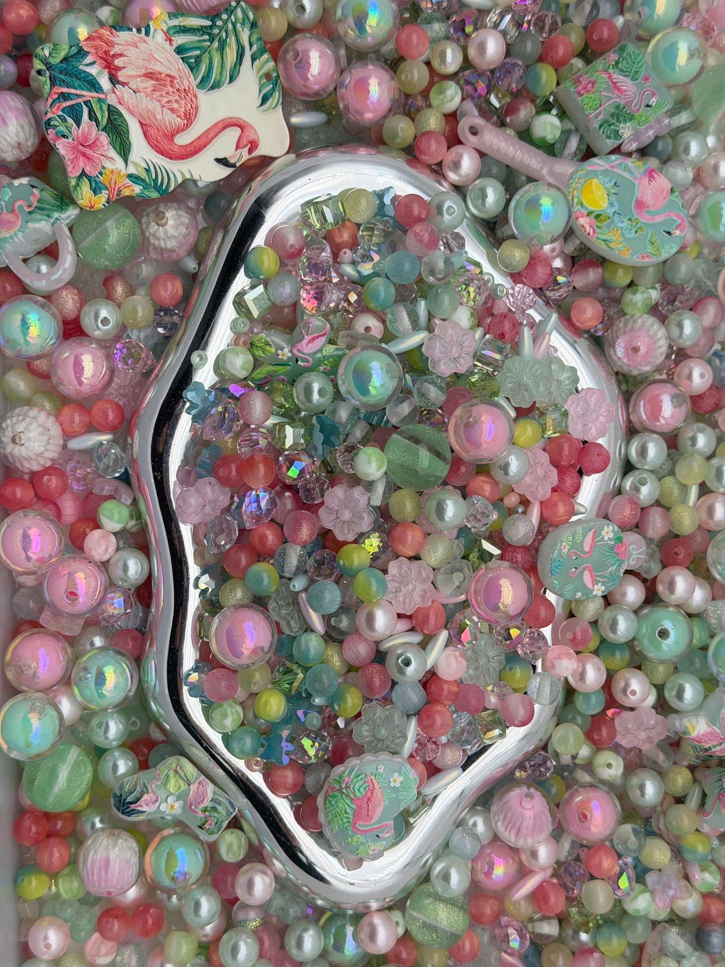 5.7 PHONE CHAIN MIX BEADS:H3