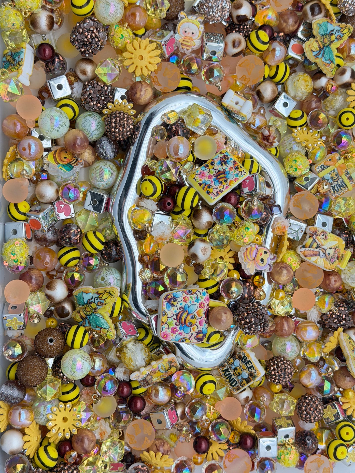 5.9 CAR HANGER MIX BEADS:F1