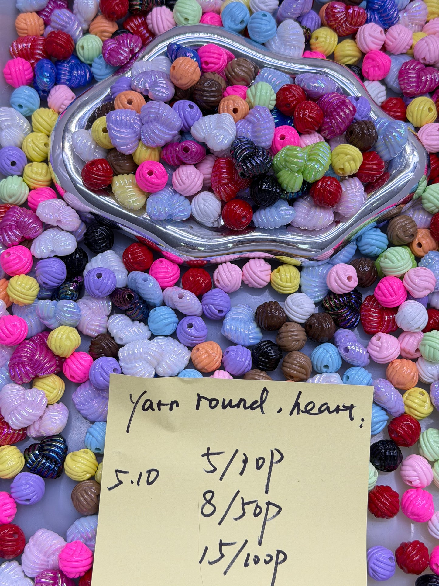 5.10 NEW-yarn round heart
