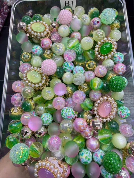 5.10 FANCY MIX BEADS:B1(emarald dreams)