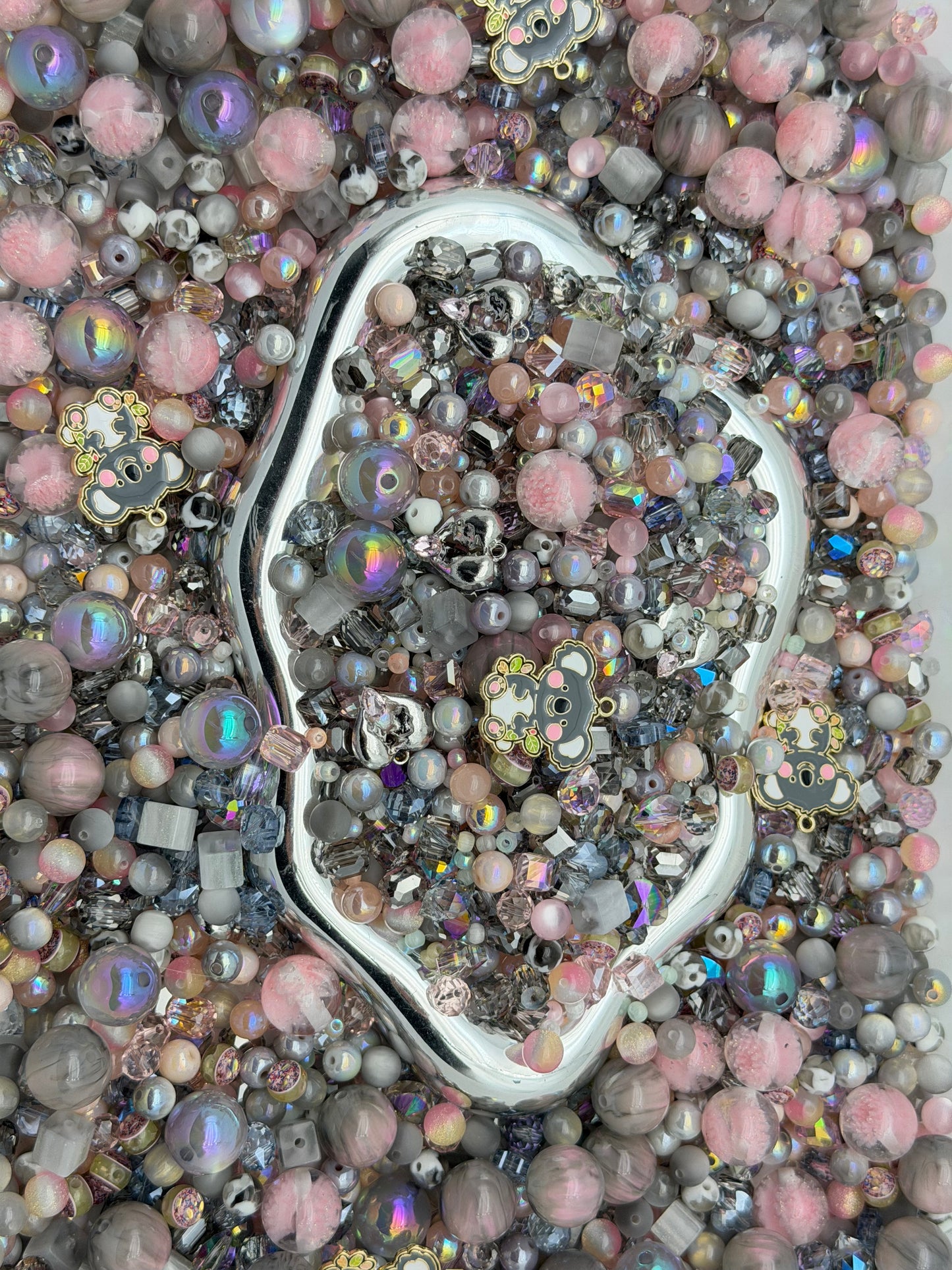 5.14 PHONE CHAIN MIX BEADS:A3