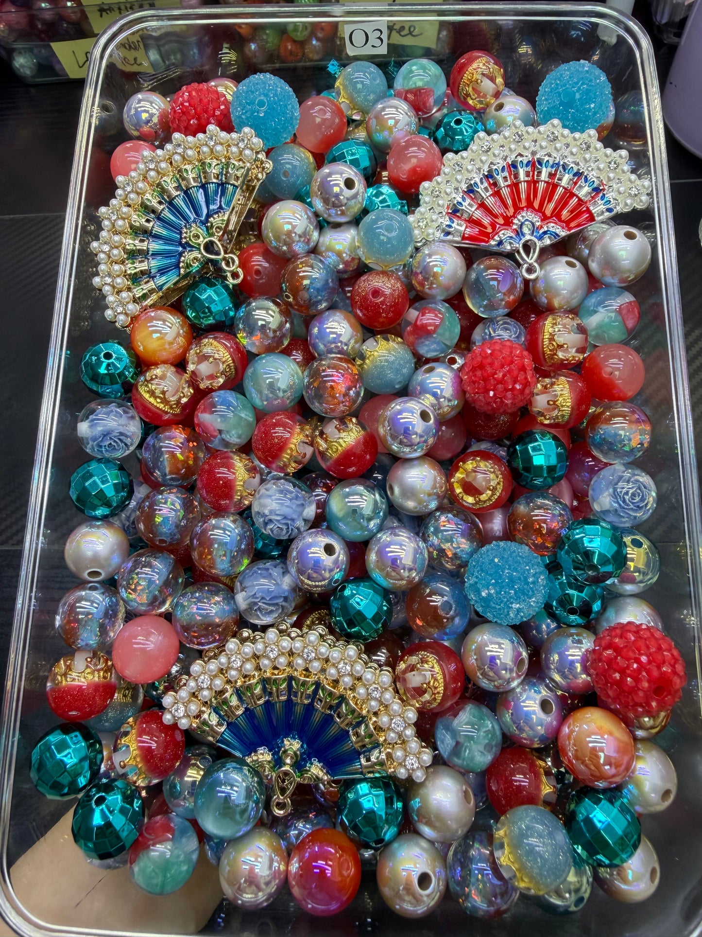 5.20 FANCY MIX BEADS:O3（Fan girl）