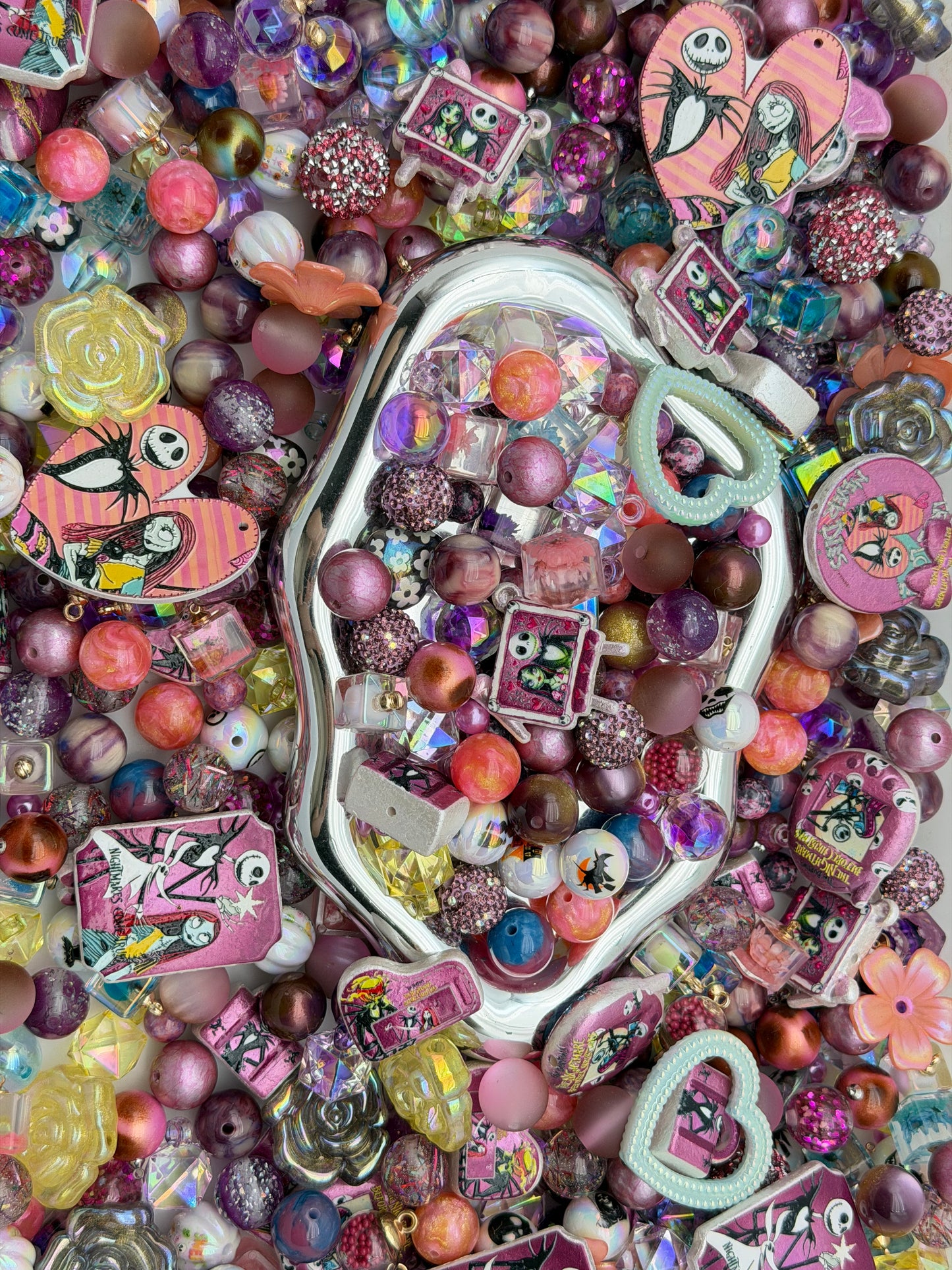 5.23 CAR HANGER MIX BEADS:F7