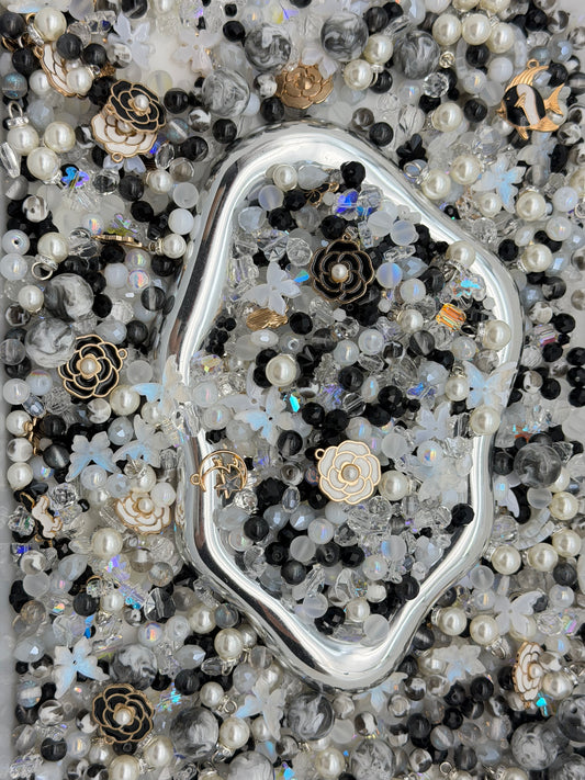 5.28 PHONE CHAIN MIX BEADS:E3