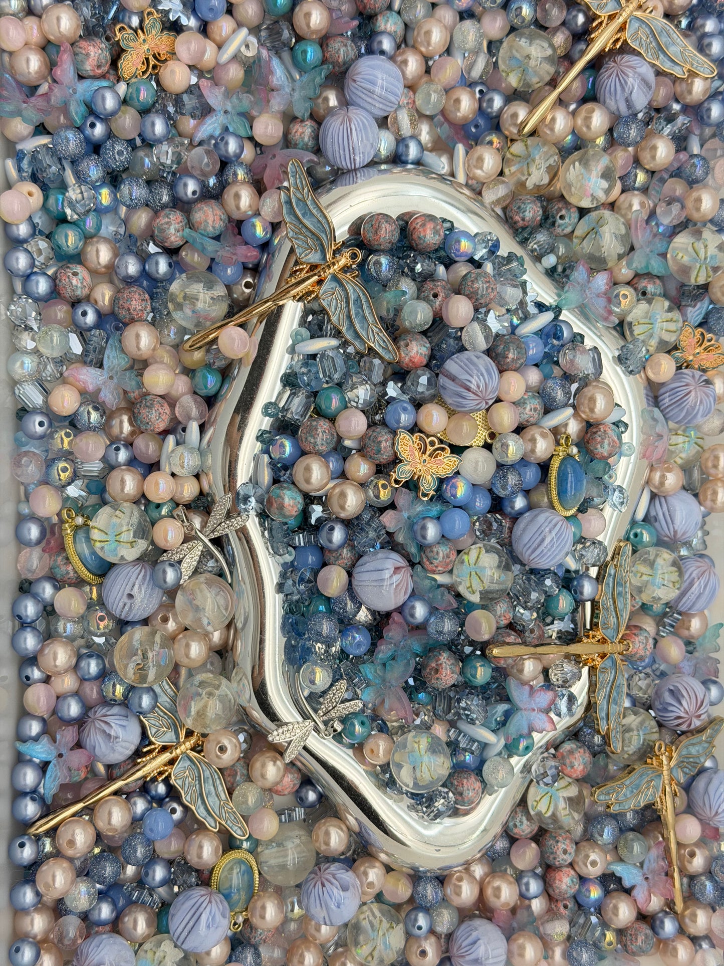 5.28 PHONE CHAIN MIX BEADS:V
