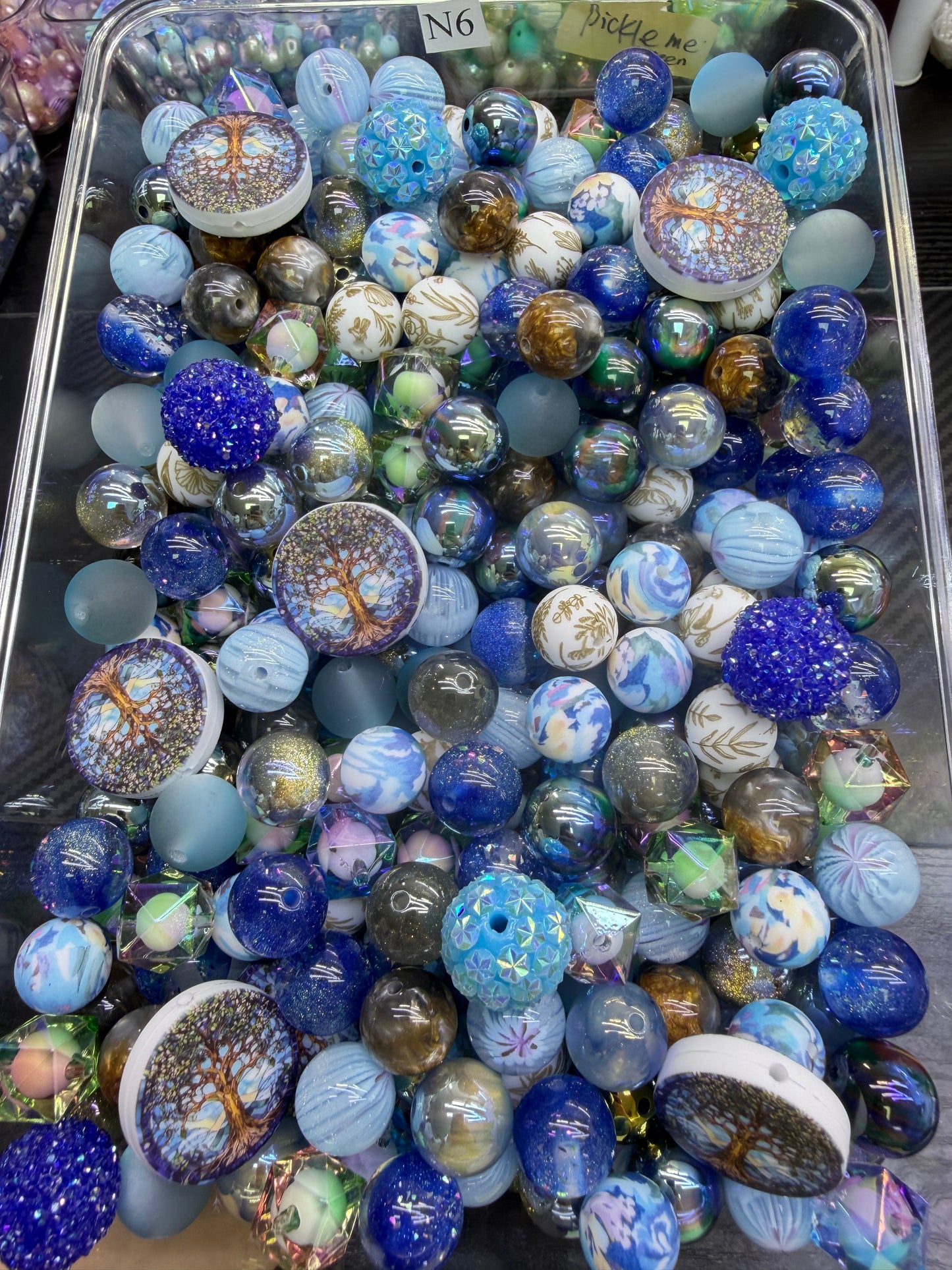 5.28 FOCAL MIX BEADS:N6(tree of life)