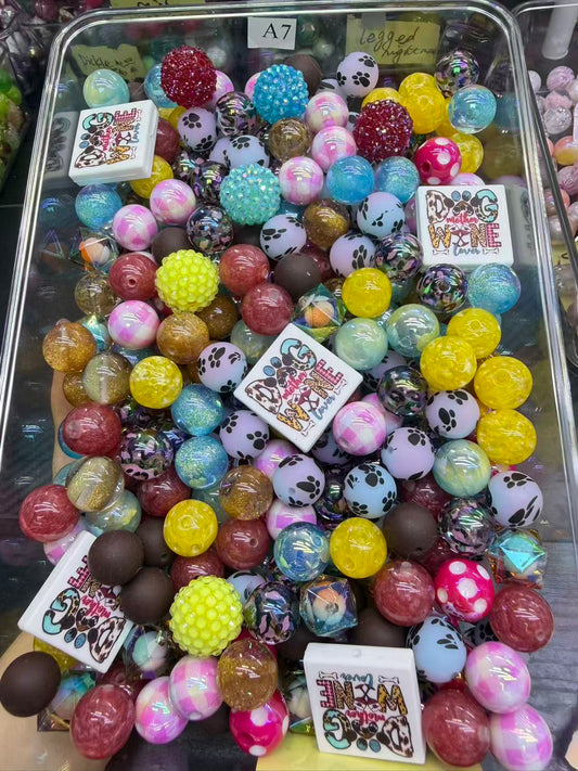 5.30 FOCAL MIX BEADS:A2（Dog and wine）