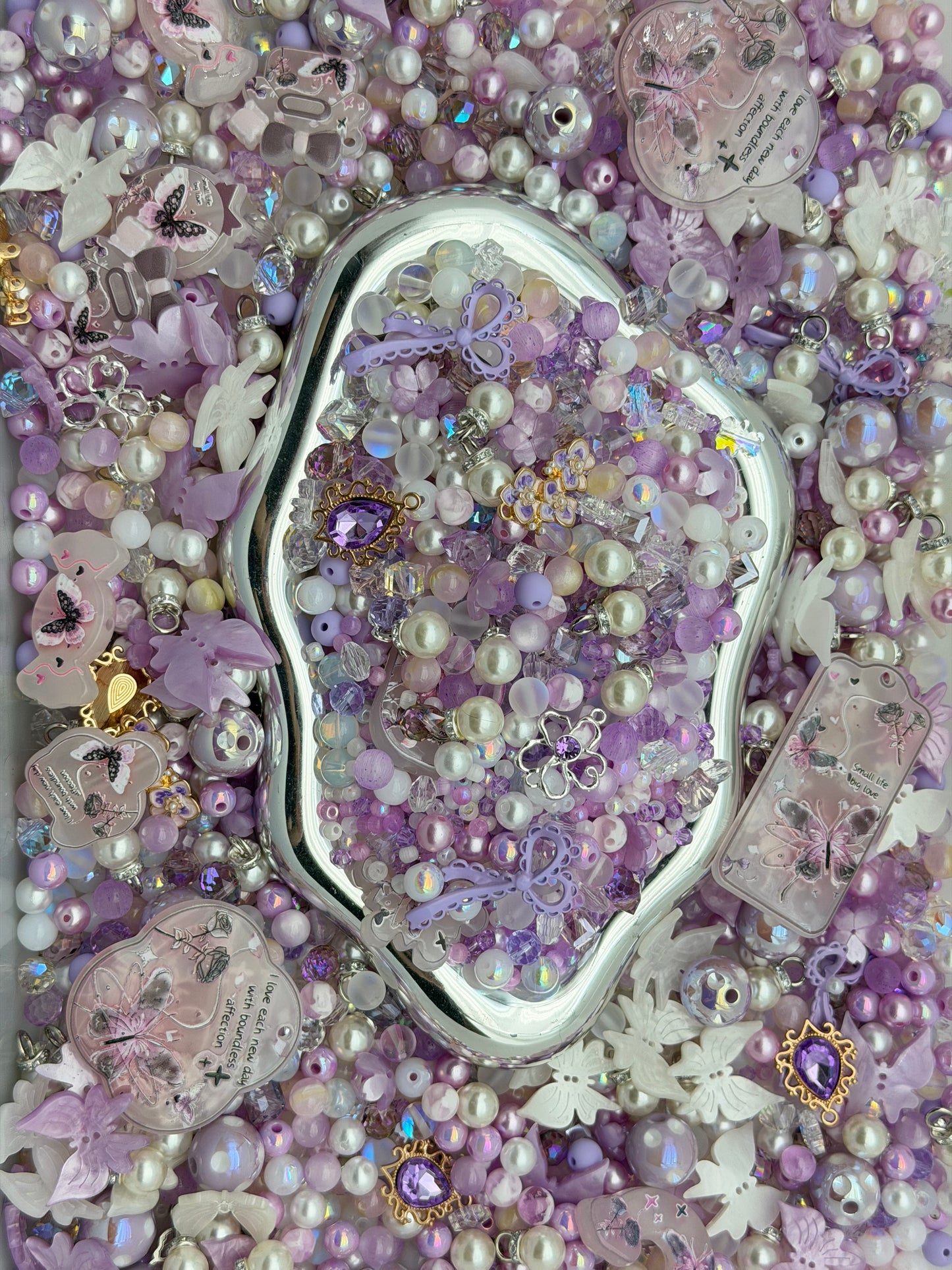 5.31 PHONE CHAIN MIX BEADS:C8