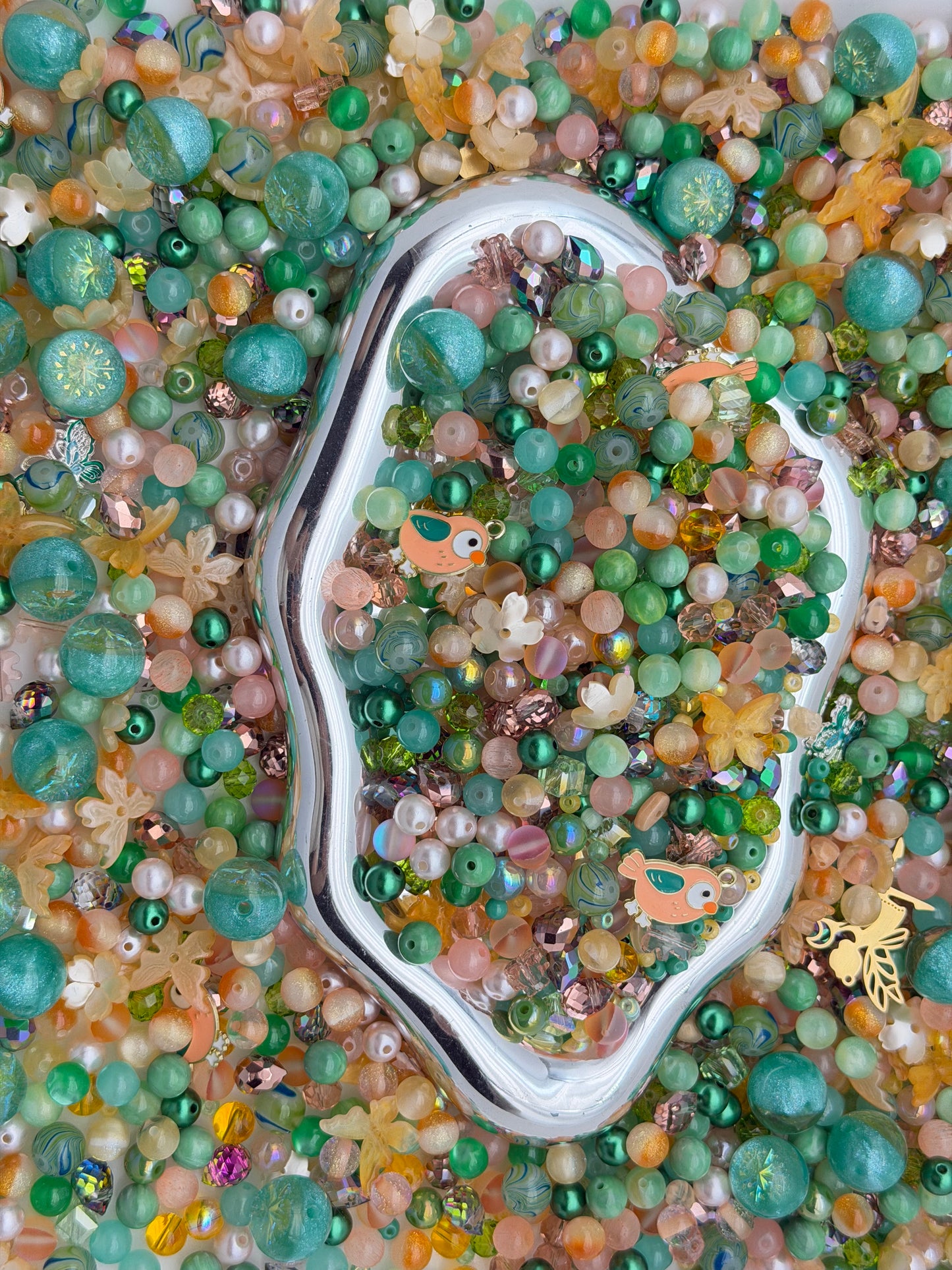 6.4 PHONE CHAIN MIX BEADS:J3