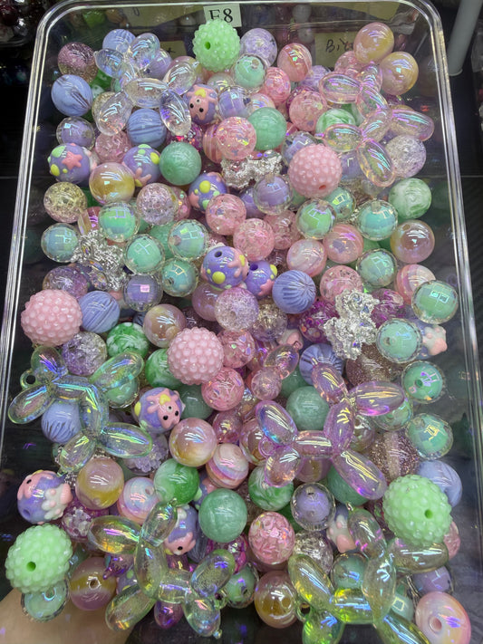 6.5 FANCY MIX BEADS:E8（puppy paradise）