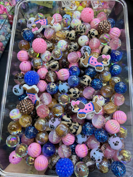 6.6 FOCAL MIX BEADS:V6（delightful doxie）