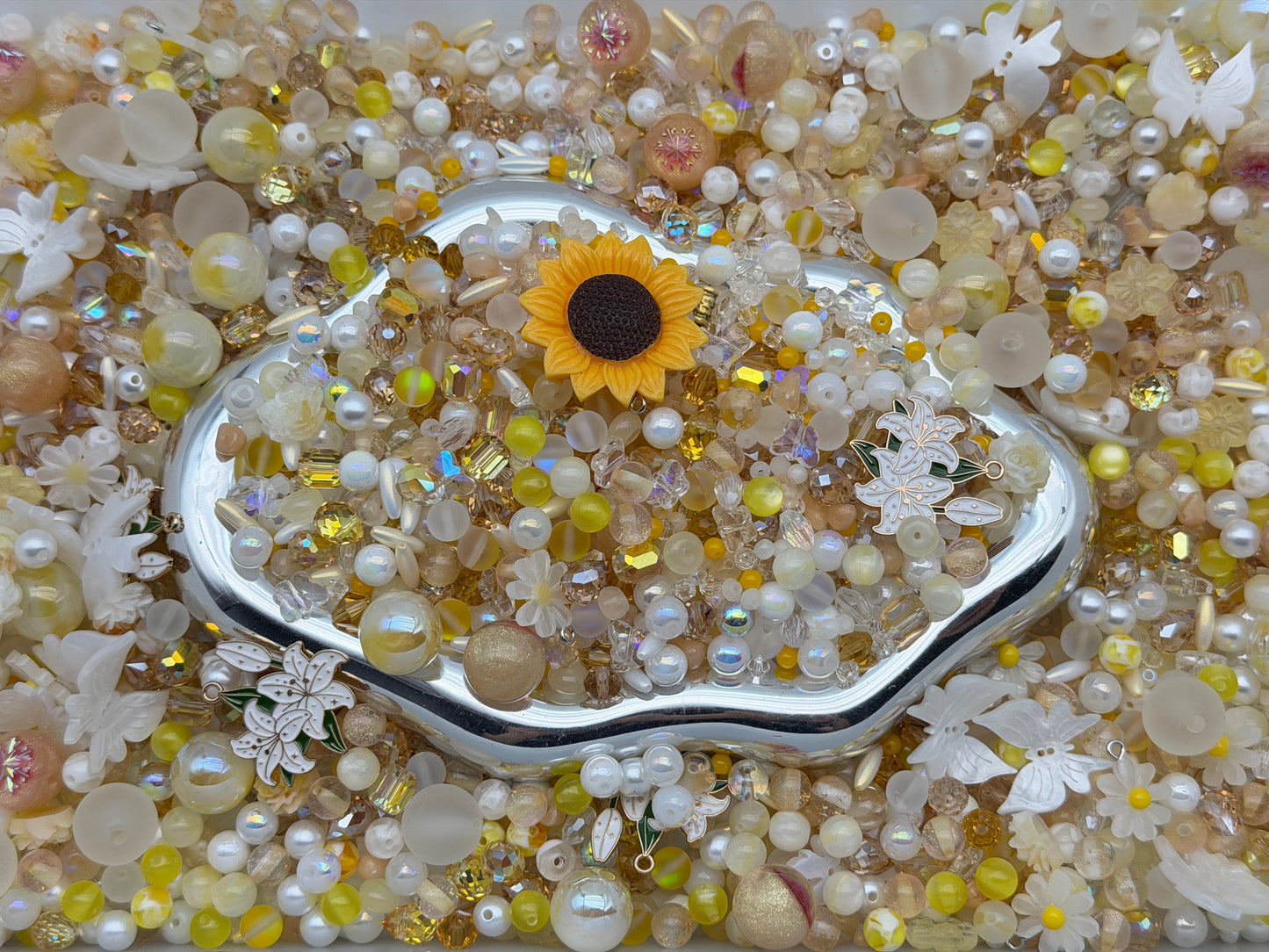 6.7 PHONE CHAIN MIX BEADS:D8