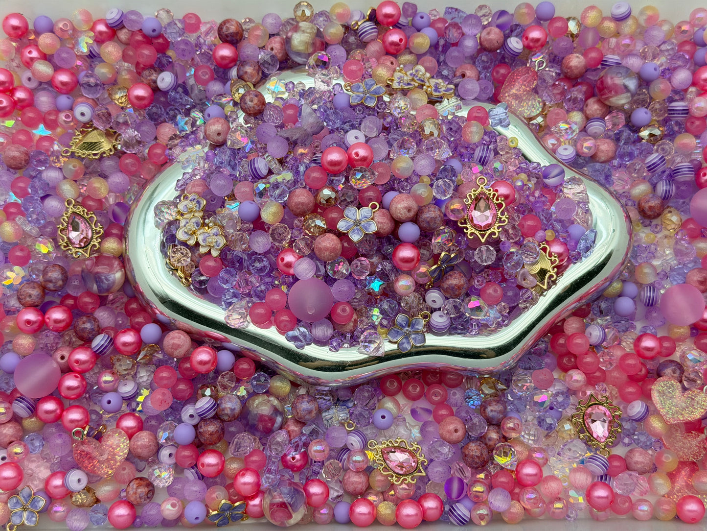 6.7 PHONE CHAIN MIX BEADS:E