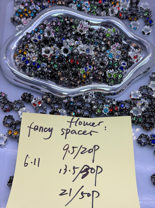 6.11 NEW-fancy flower spacer