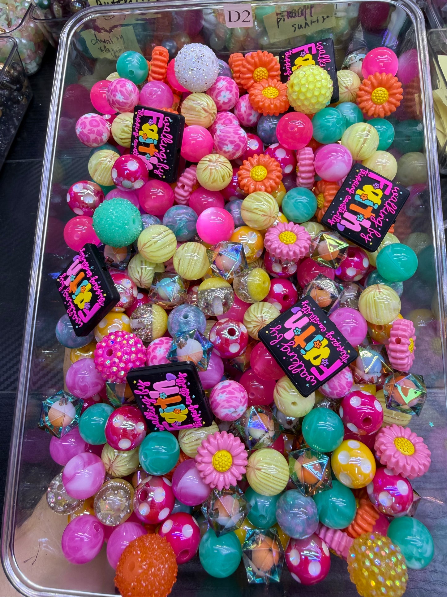 6.11 FOCAL MIX BEADS:D2（faith shines thra）