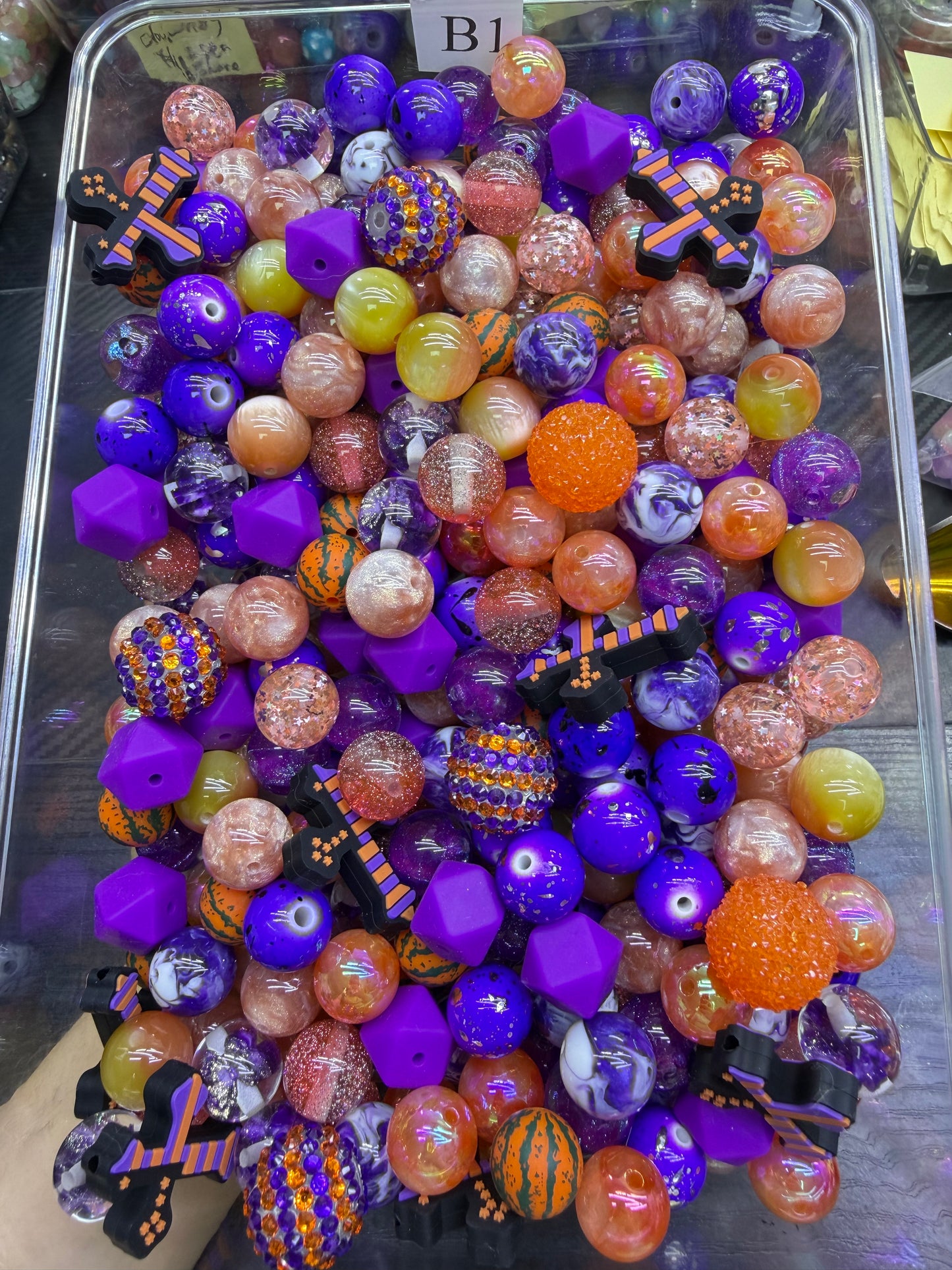 6.11 FOCAL MIX BEADS:B1（purple passion）