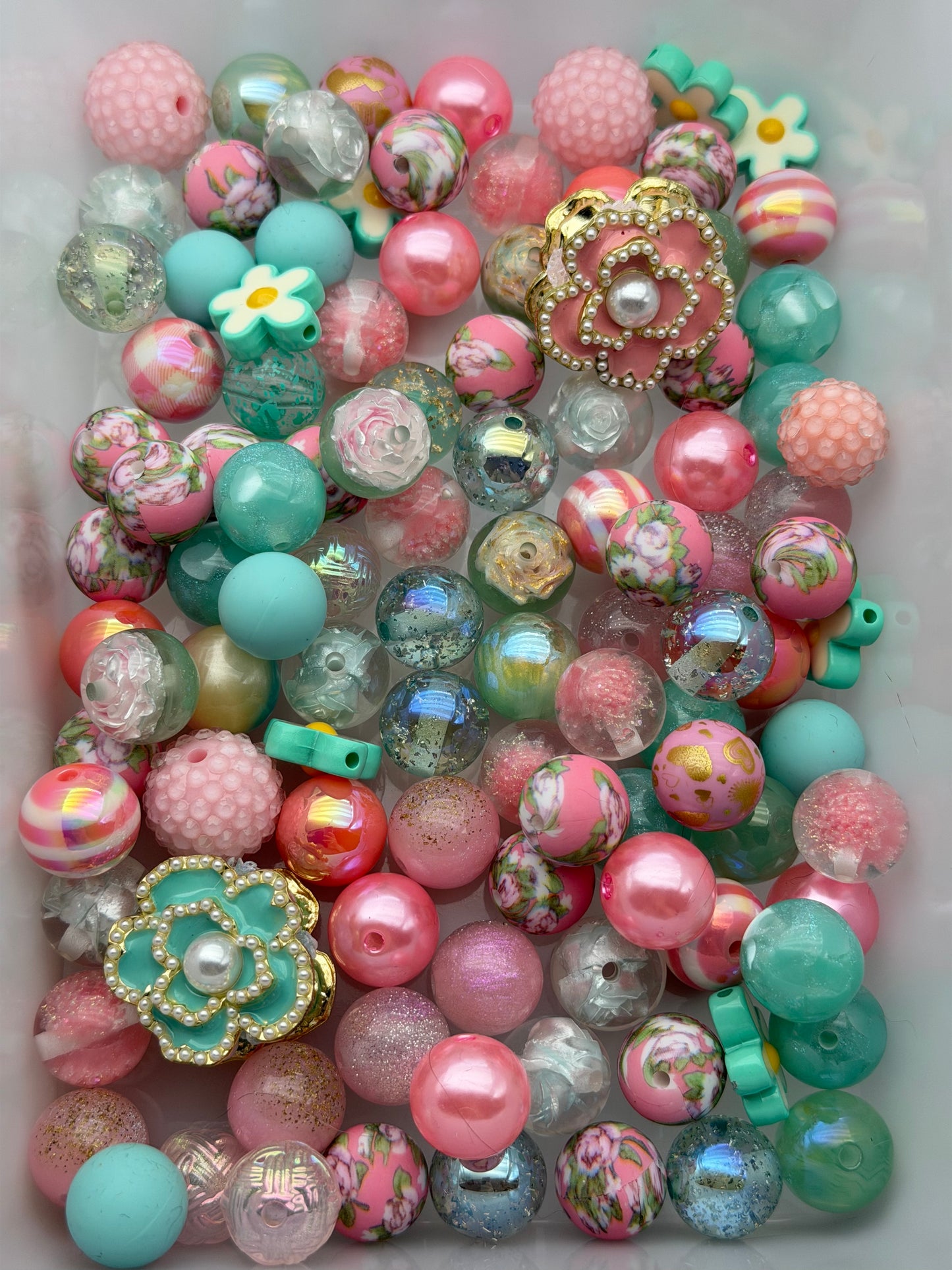 June Last chance mix beads(15%off)(only 1 stock)