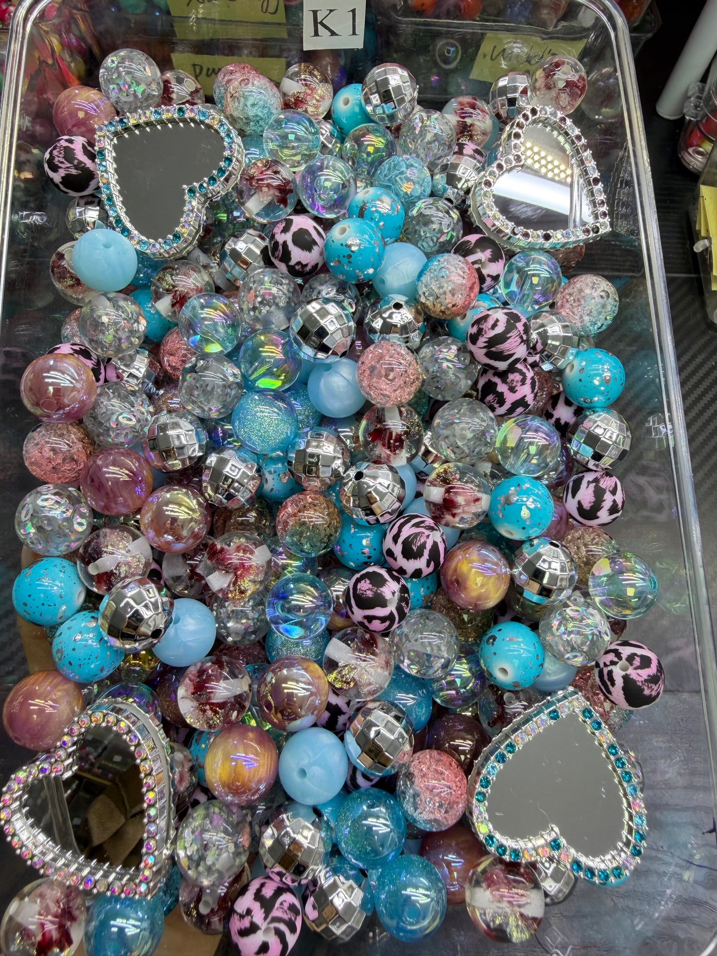 6.12 FANCY MIX BEADS:K1(disco love)