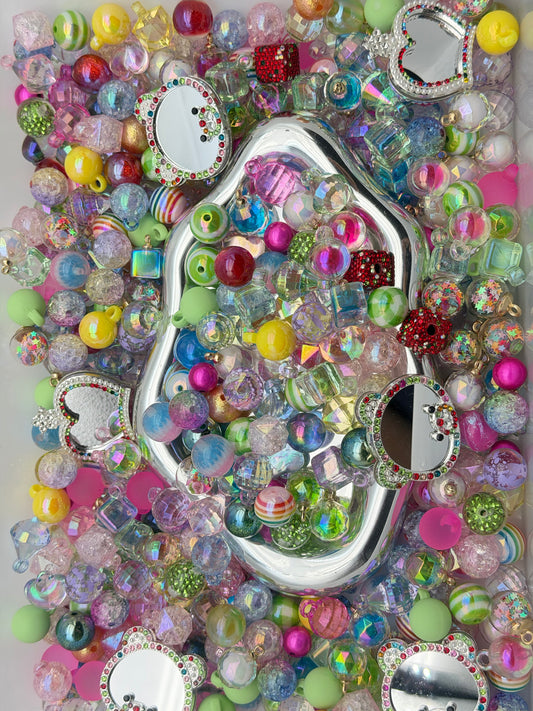 6.13 CAR HANGER MIX BEADS:N6