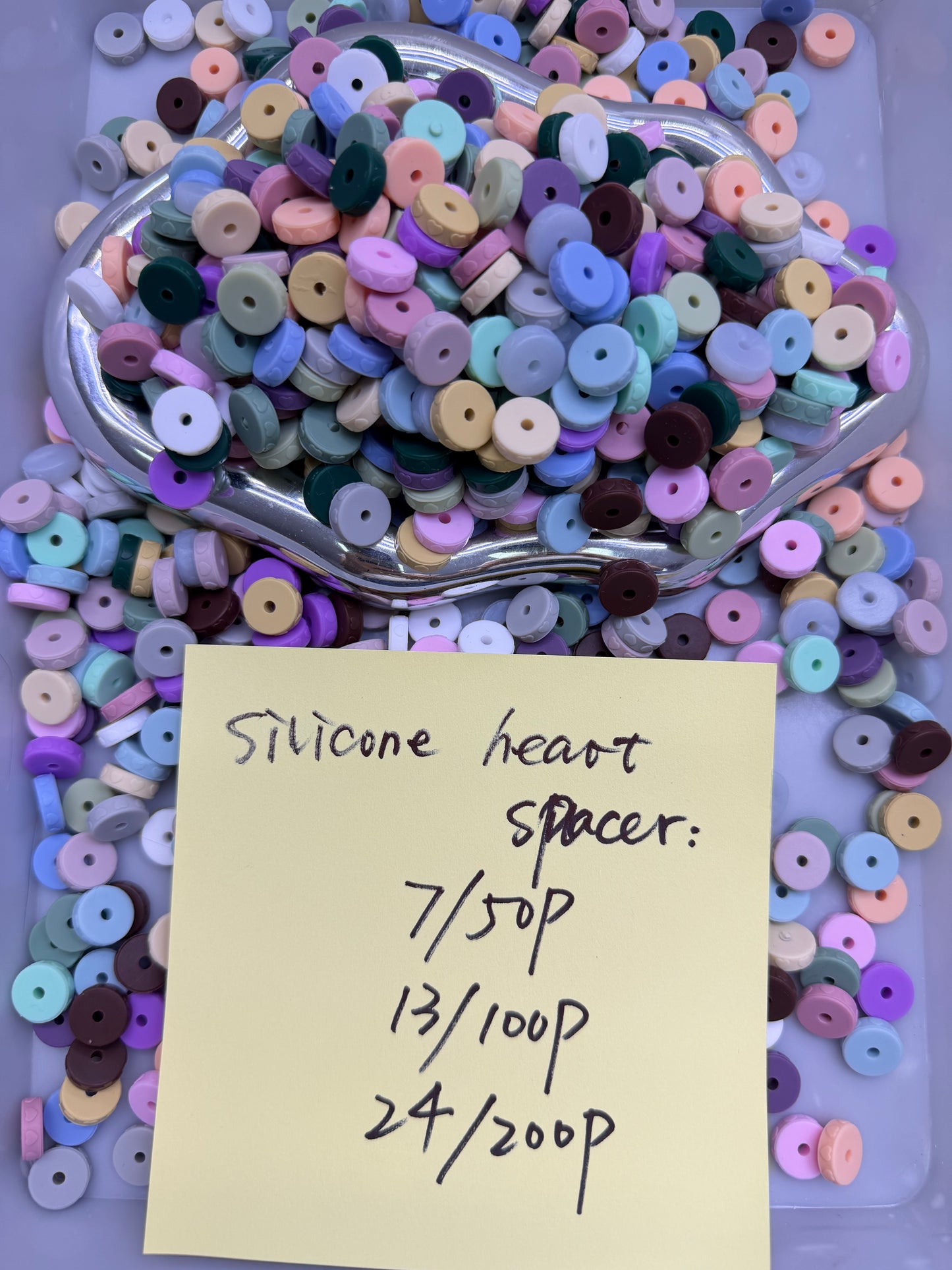 6.19 NEW-silicone heart spacer
