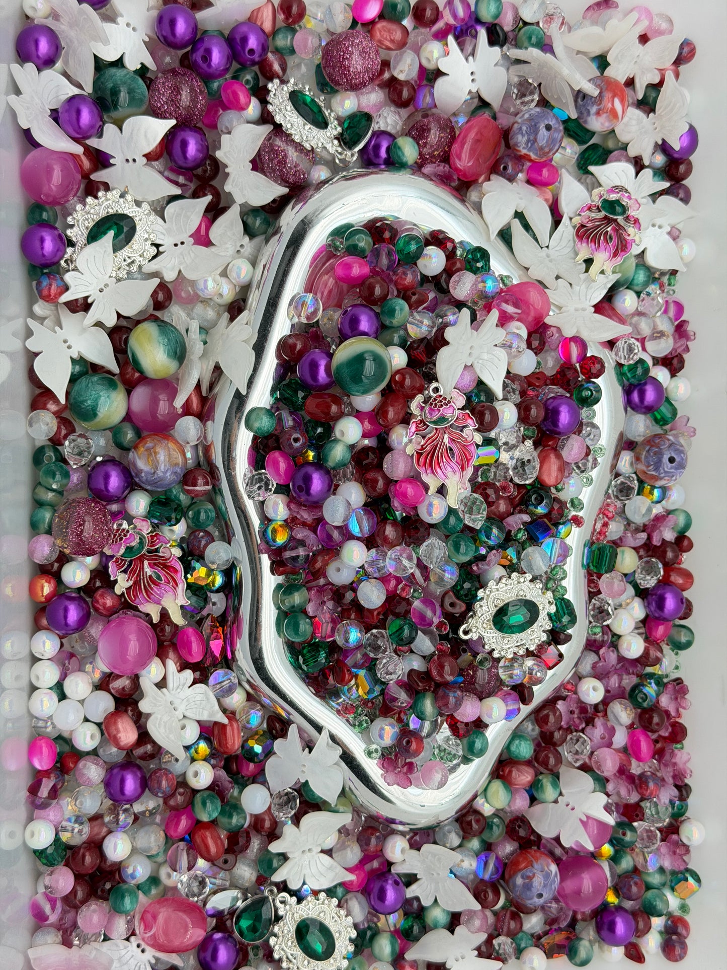 6.21 PHONE CHAIN MIX BEADS:B9