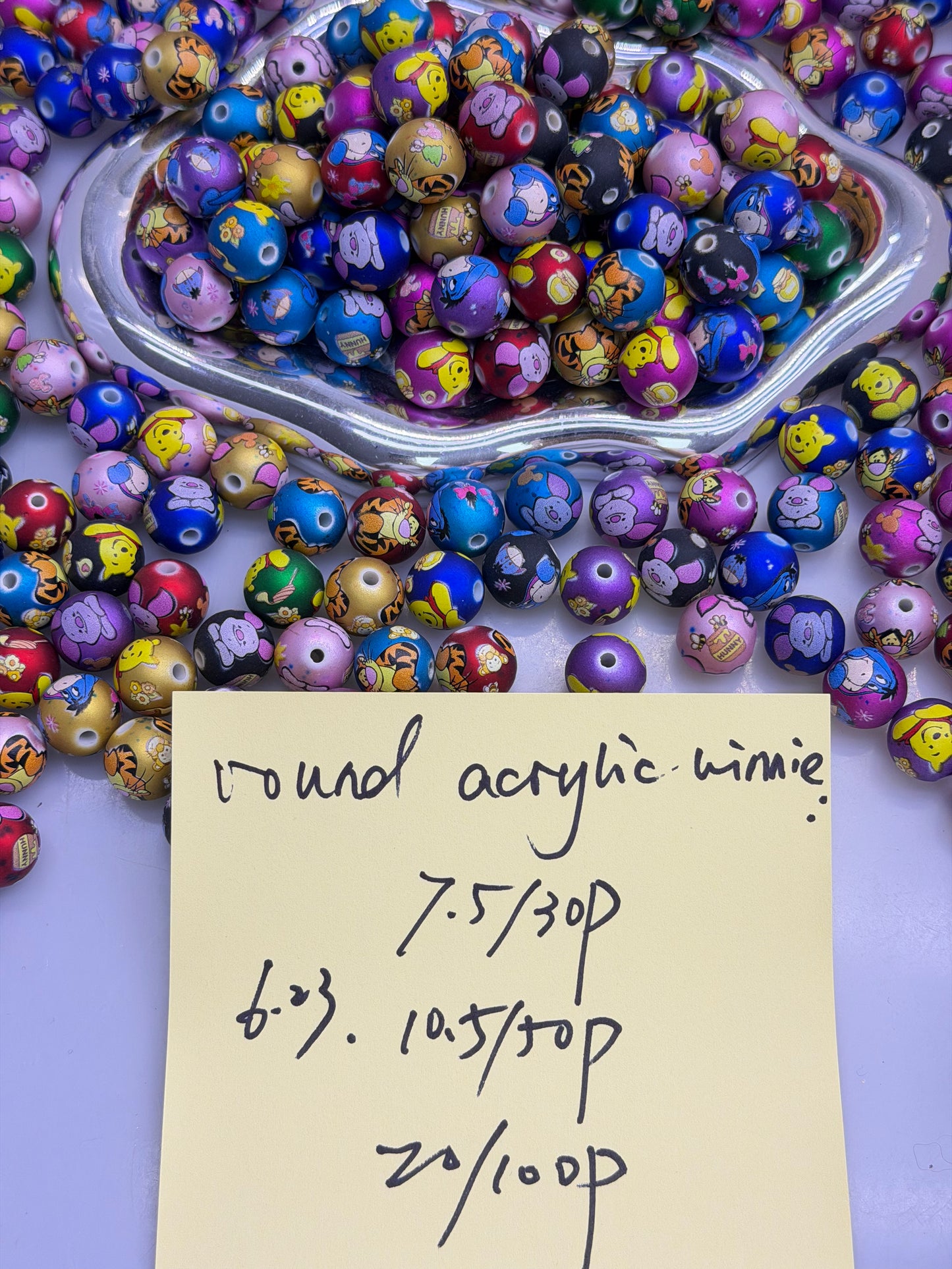 6.23 NEW-round acrylic winnie