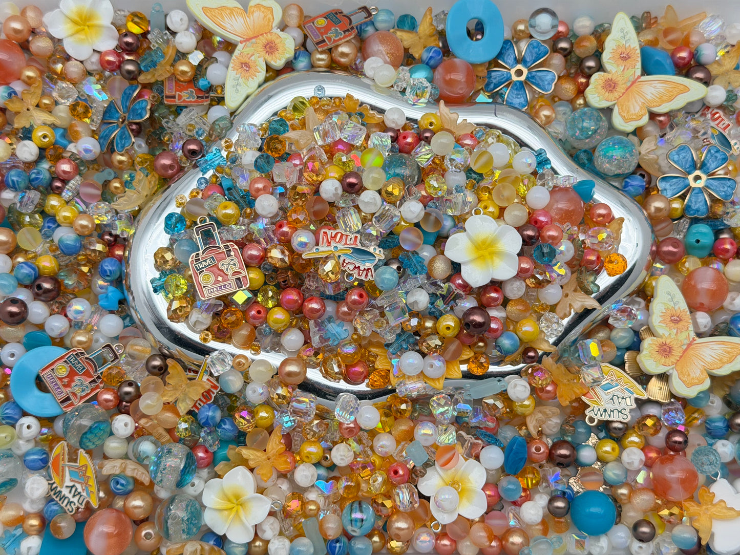 6.28 PHONE CHAIN MIX BEADS: Y1