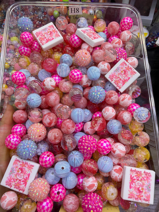 6.28 FOCAL MIX BEADS:H8(Dilly Dolly Daisy)