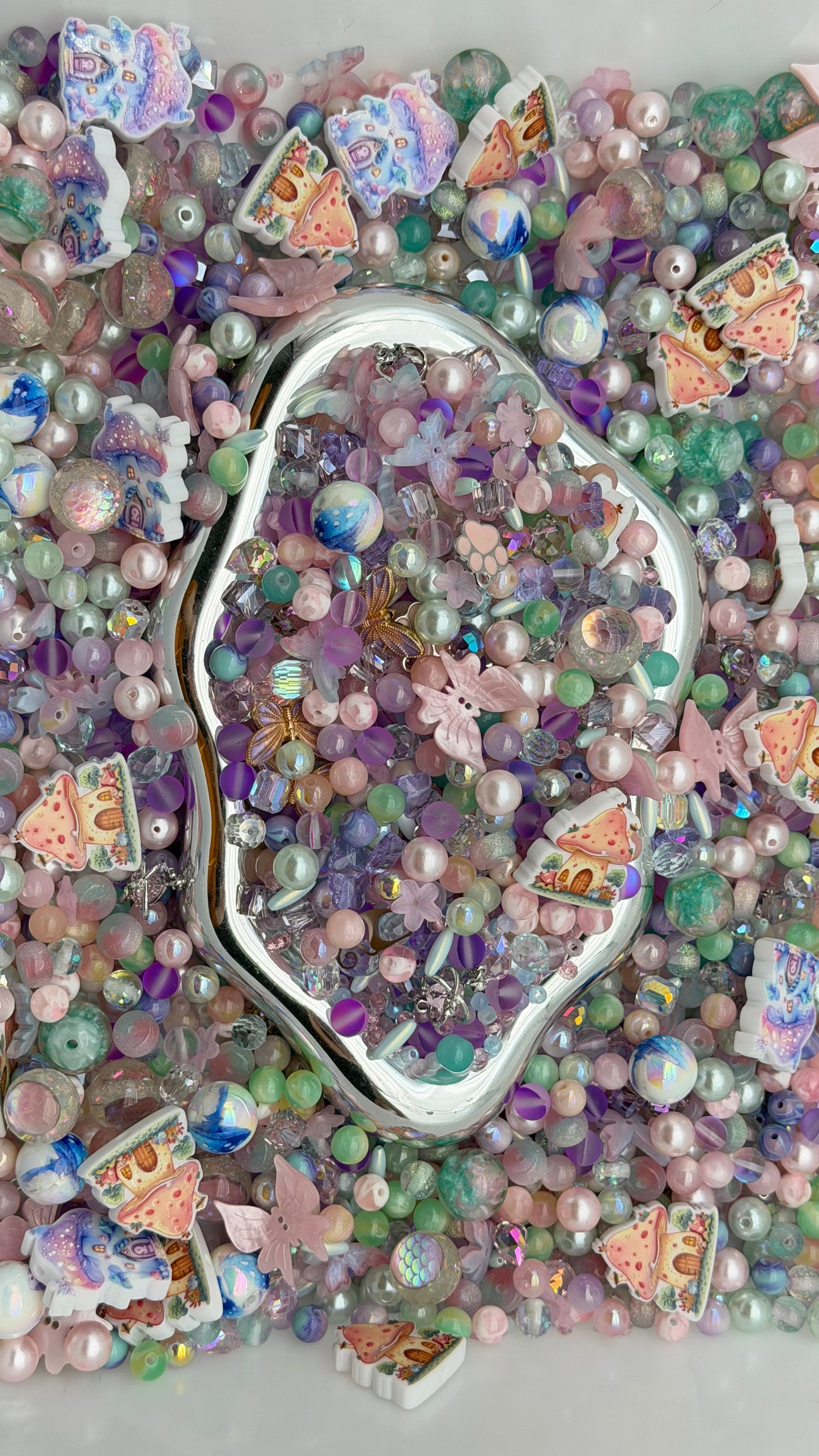 7.2 PHONE CHAIN MIX BEADS: V