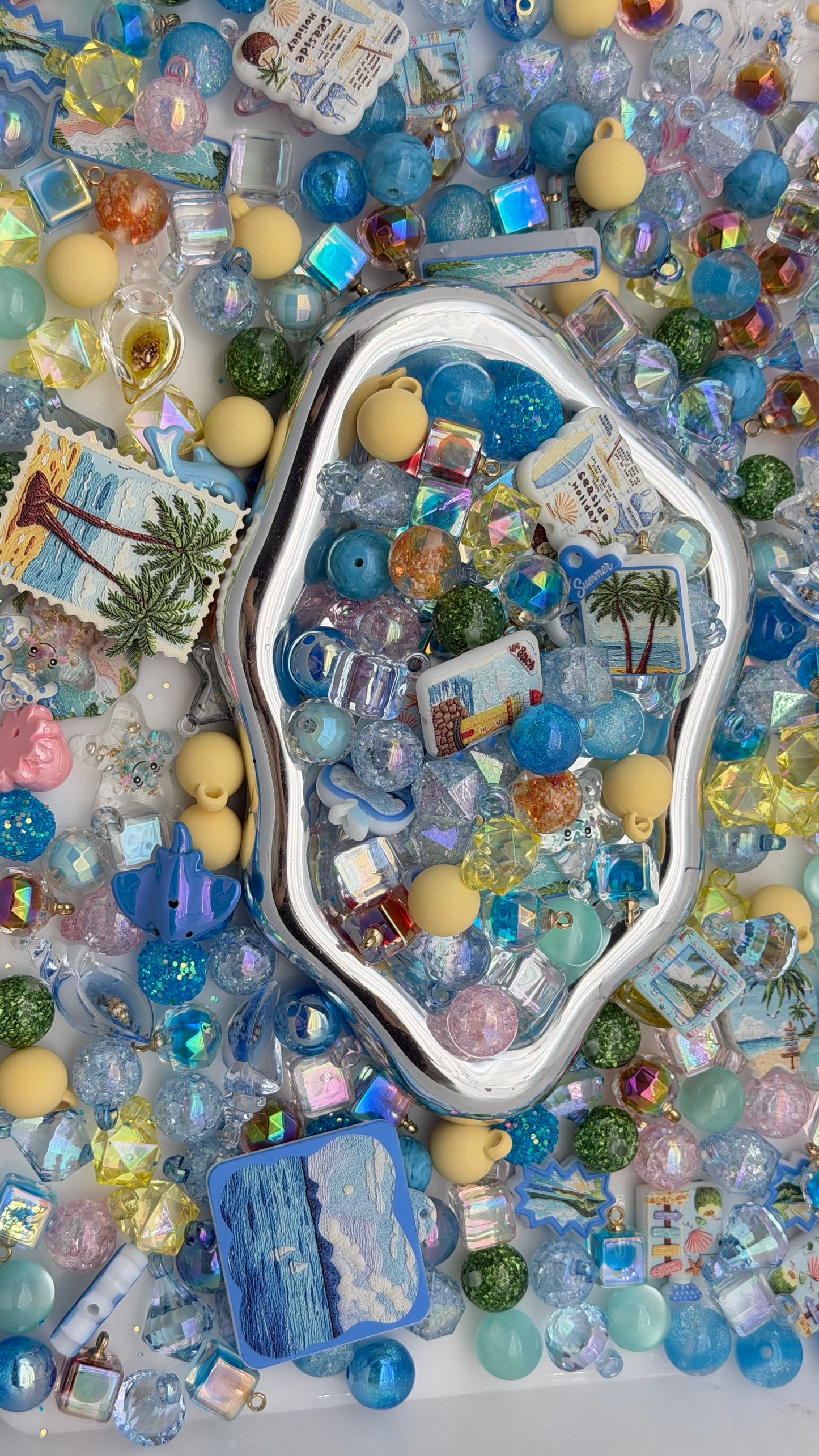 7.4 CAR HANGER MIX BEADS:B9