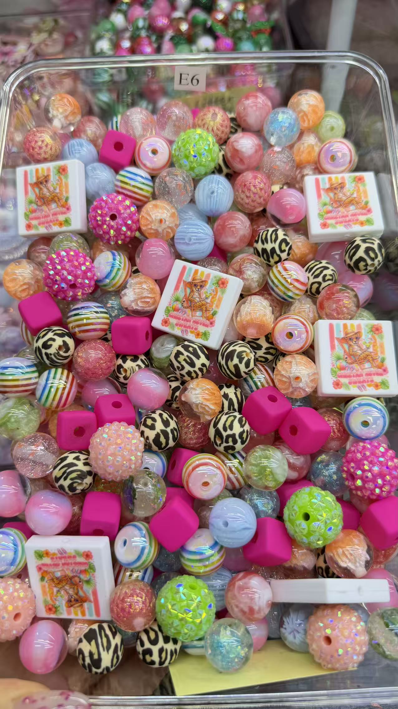7.4 FOCAL MIX BEADS: E6(sassy cheetah)
