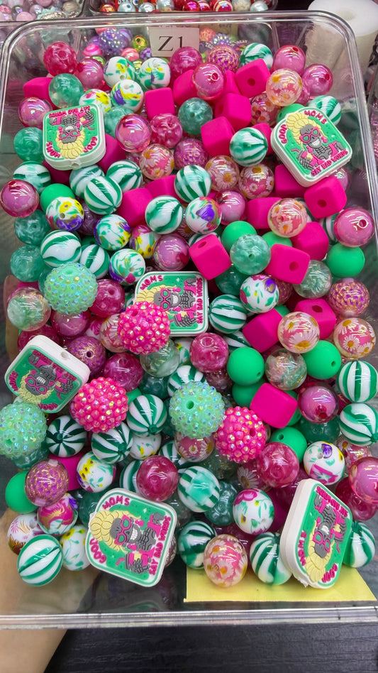 7.8 FOCAL MIX BEADS: Z1(Bad mom's club)