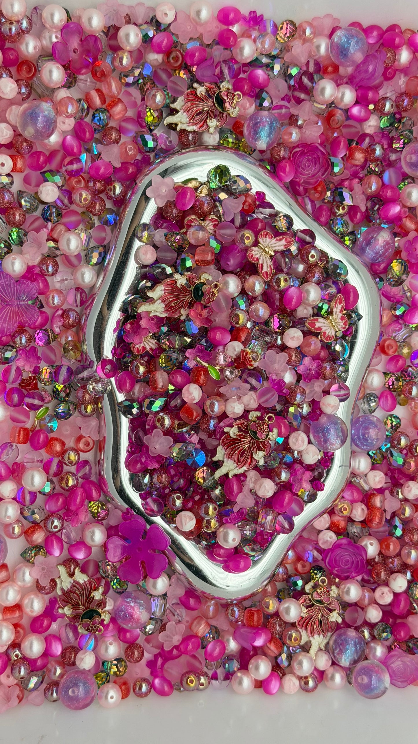 7.9 PHONE CHAIN MIX BEADS: C