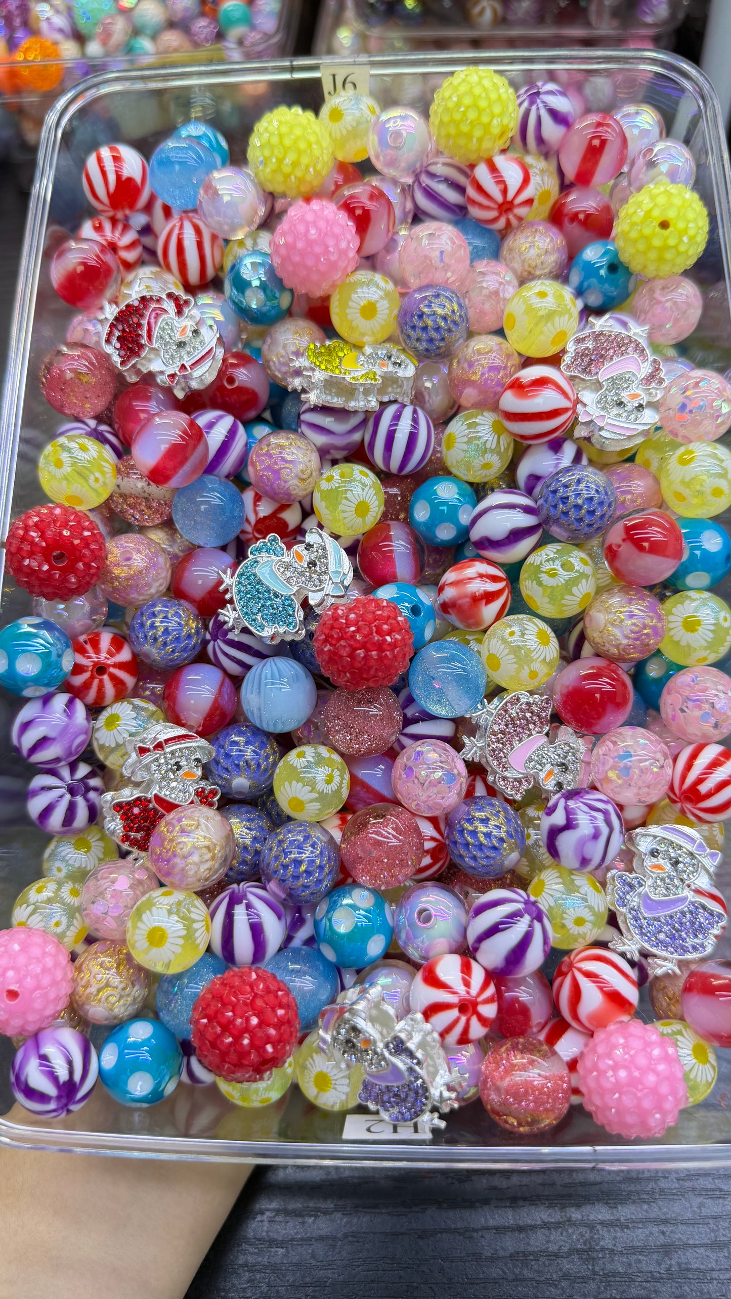 7.9 FANCY MIX BEADS:J6