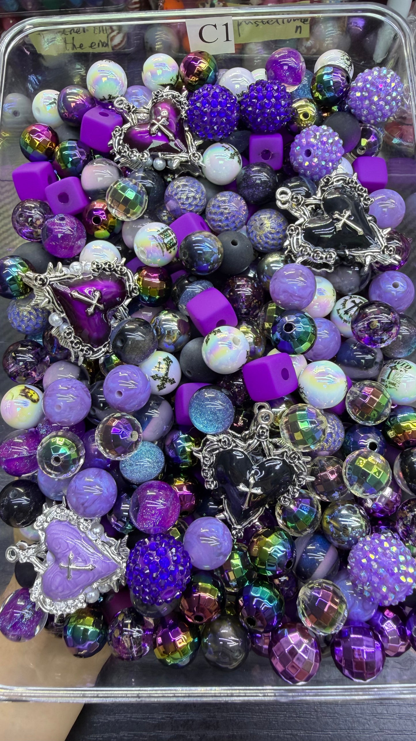 7.10 FANCY MIX BEADS:C1