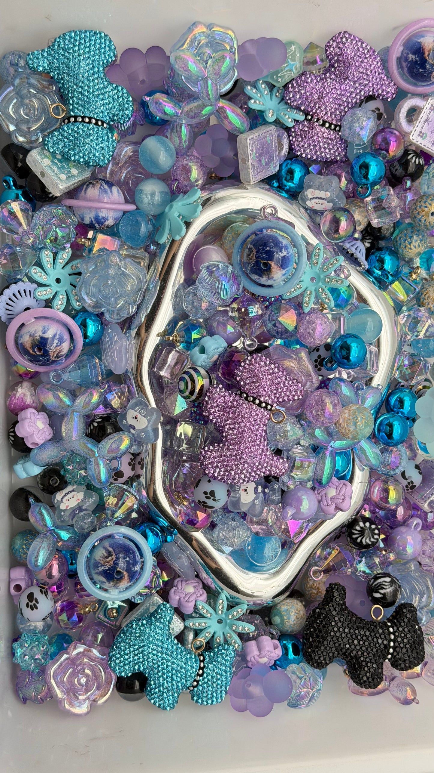 7.11 CAR HANGER MIX BEADS:N1