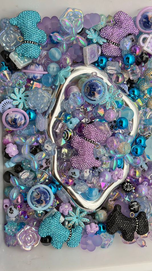 7.11 CAR HANGER MIX BEADS:N1
