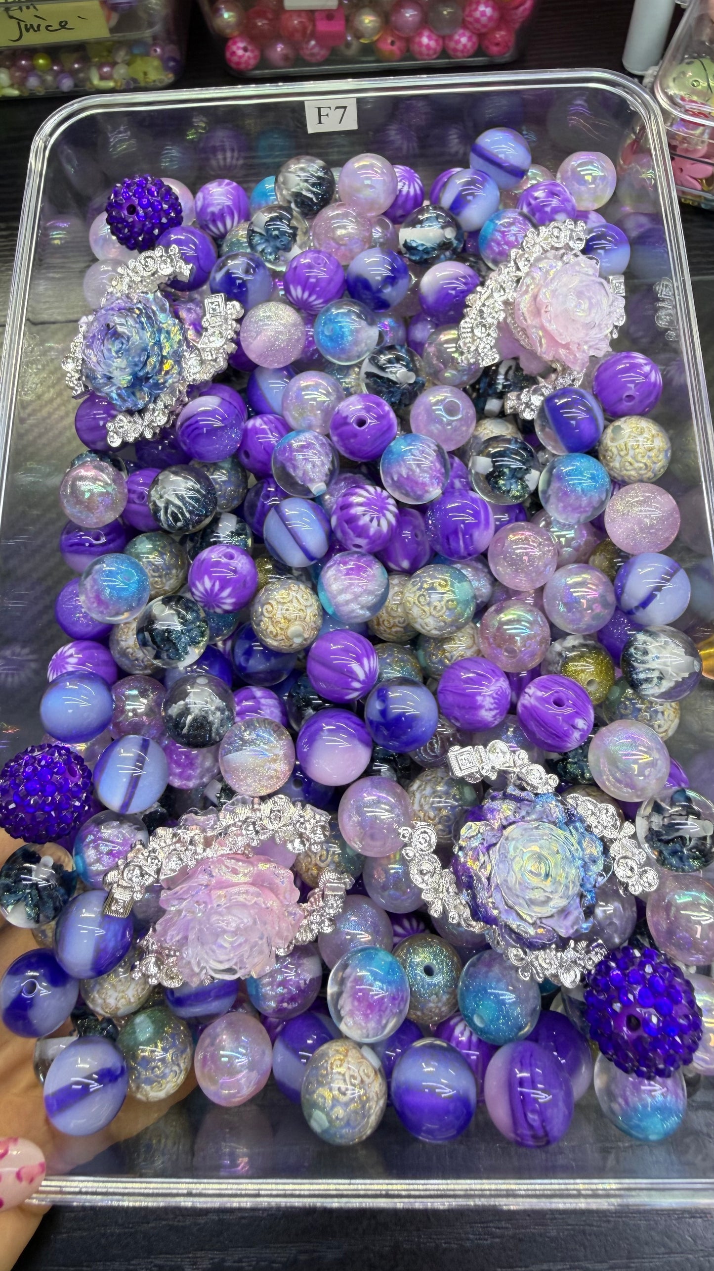 7.12 FANCY MIX BEADS:F7(purple licious)